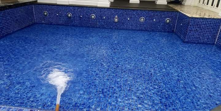Supplier air kolam renang/ikan berkualitas jakarta barat